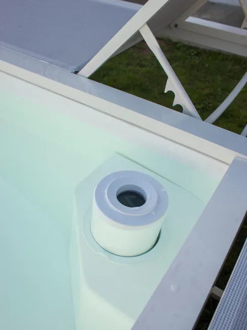 Contenedores Ejido GRE Piscina Mariposa con Tumbonas Bianco