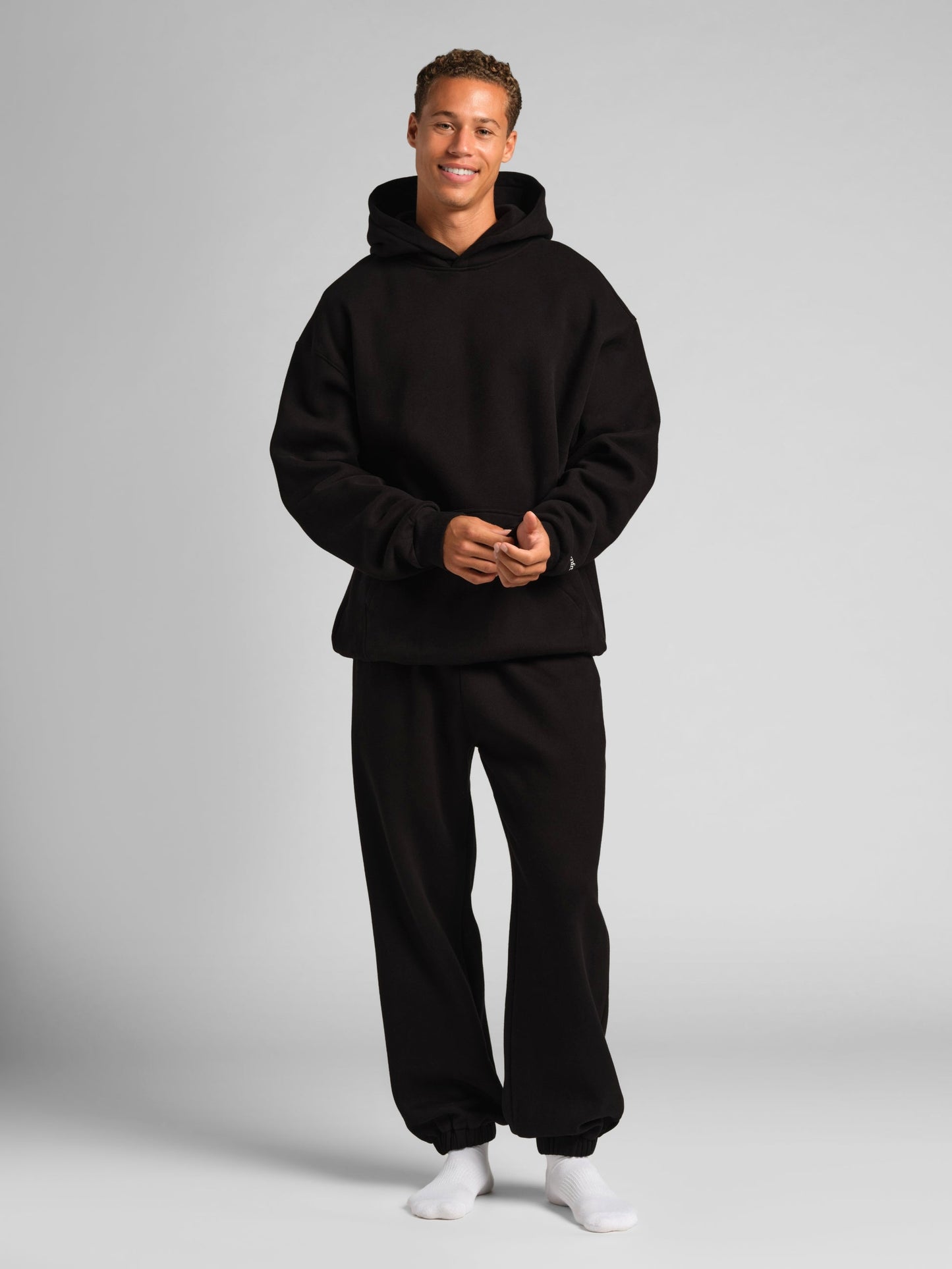 Comfrt x We're Not Really Strangers Hoodie Superweiche Baumwollmischung