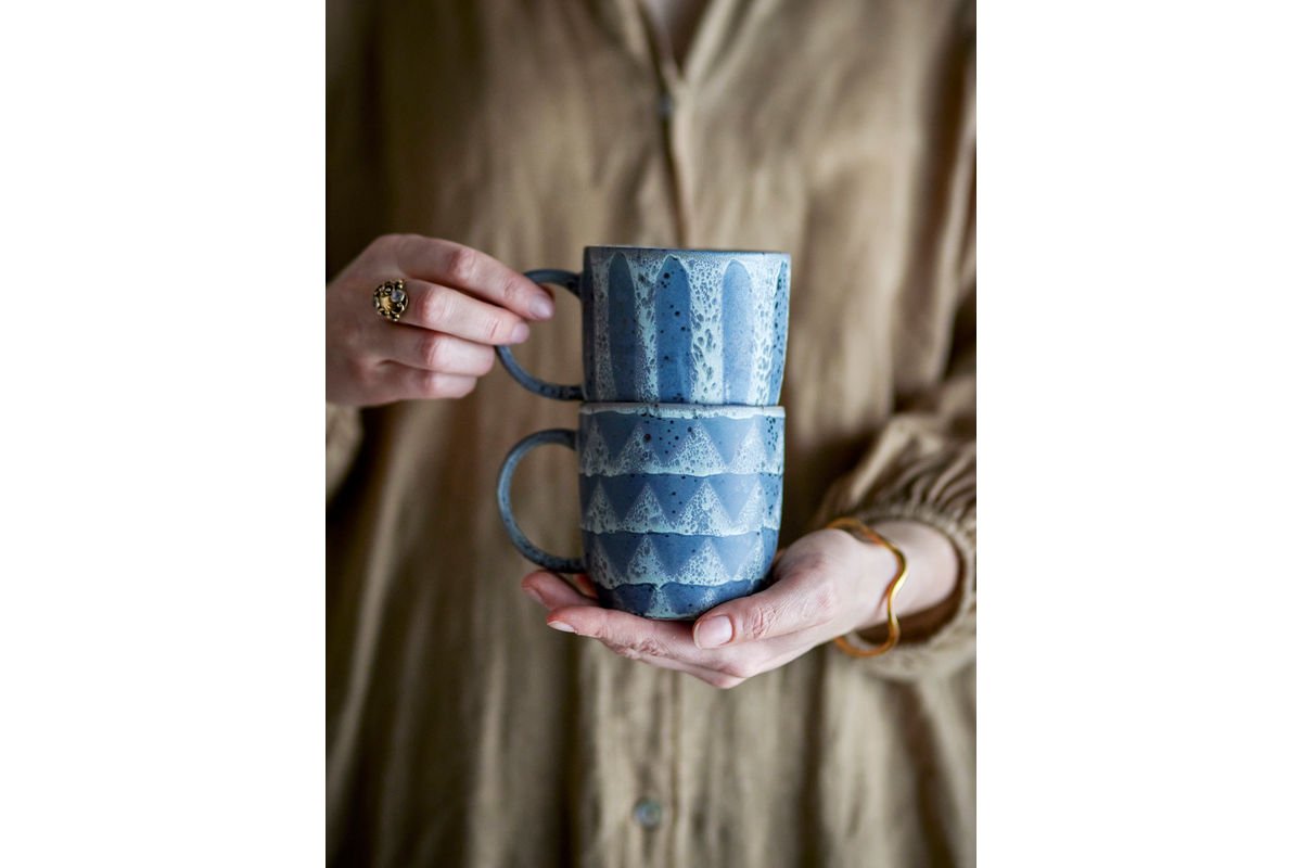 Luxusbetten24 Ula Becher-Set aus Steingut, Grau/Blau