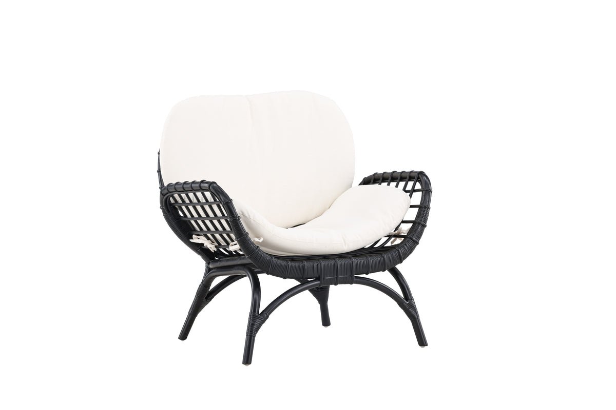 Luxusbetten24 Porto Loungesessel Schwarzer Rattan Gartenstuhl für Entspannte Stunden