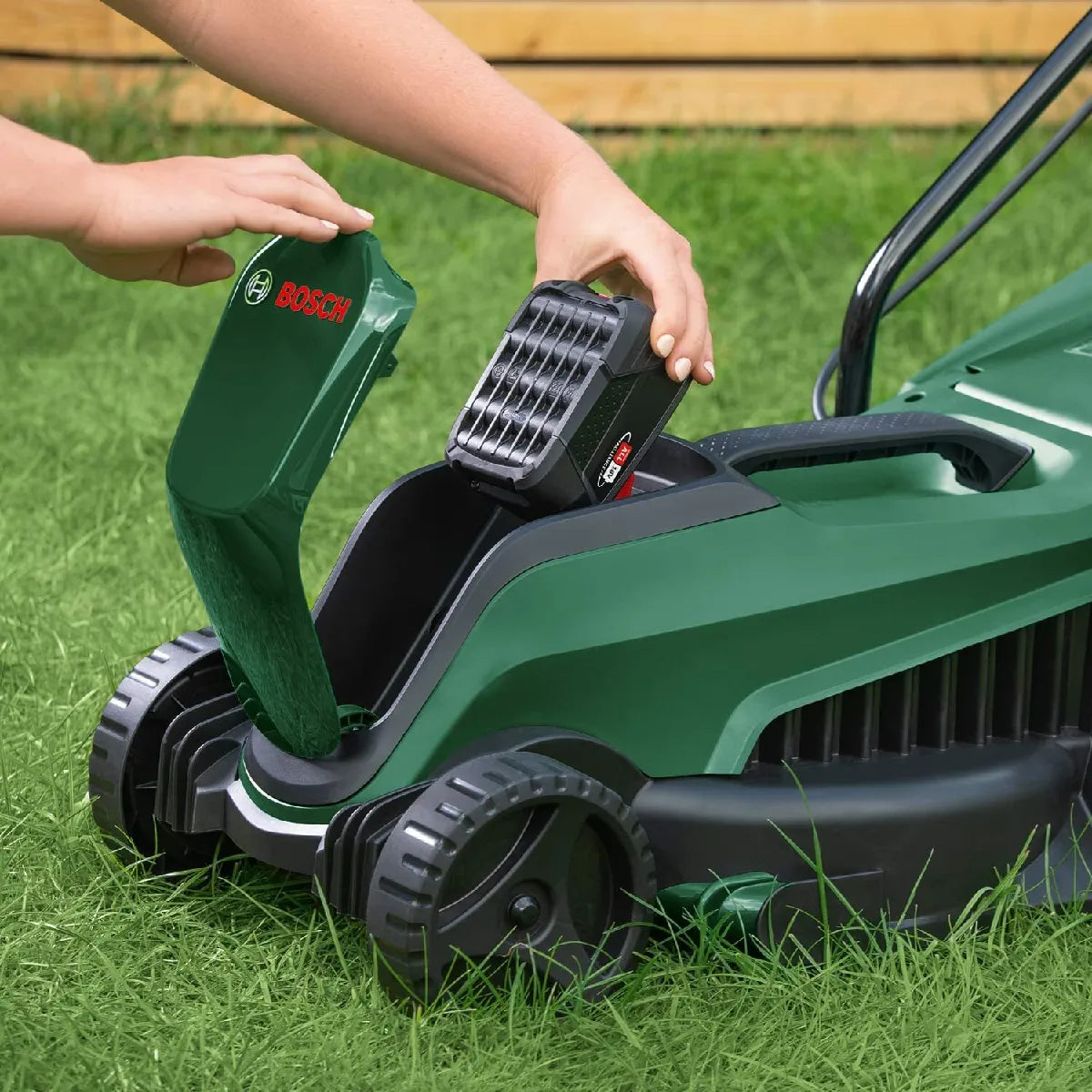 Bosch Cortacésped aBatería 18 V, 32 cm