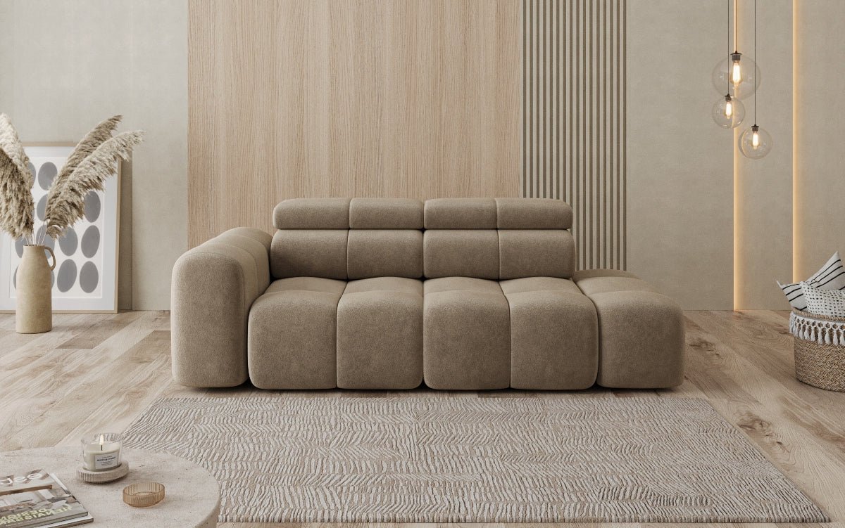 Designer Sofa 3‑Sitzer mit Chaise Longue Mia in Chenille
