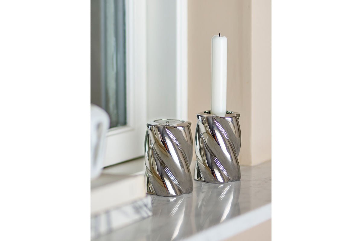 Luxusbetten24 Silvertwin Kerzenhalter aus Steingut, Eleganter Silber Design