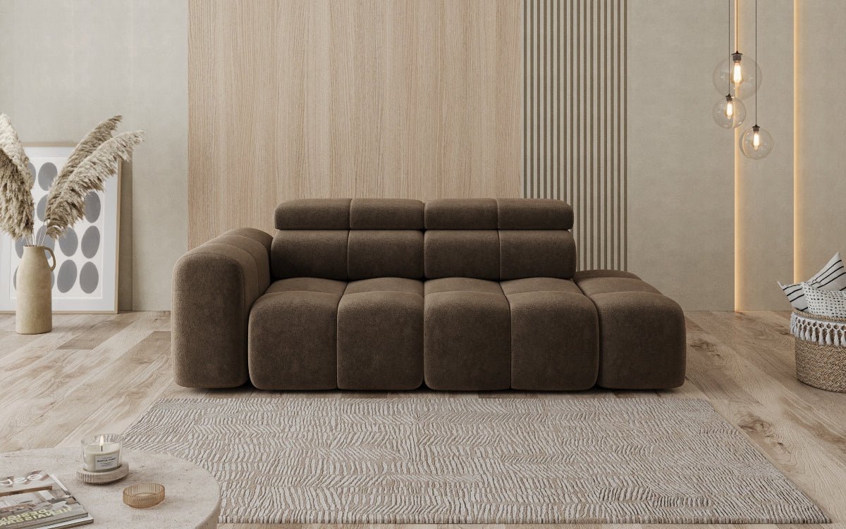 Designer Sofa 3‑Sitzer mit Chaise Longue Mia in Chenille