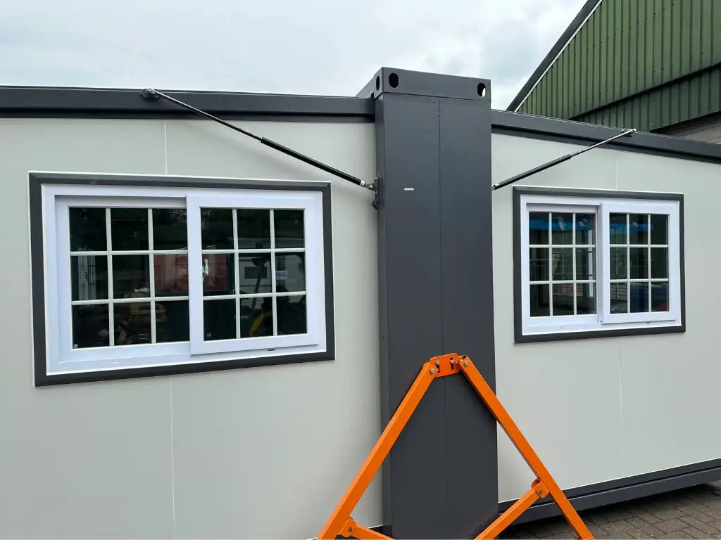 Stahlworks 2024 Mobile Wohneinheit Containerhaus 6,5 m³ mit Doppelglasfenstern