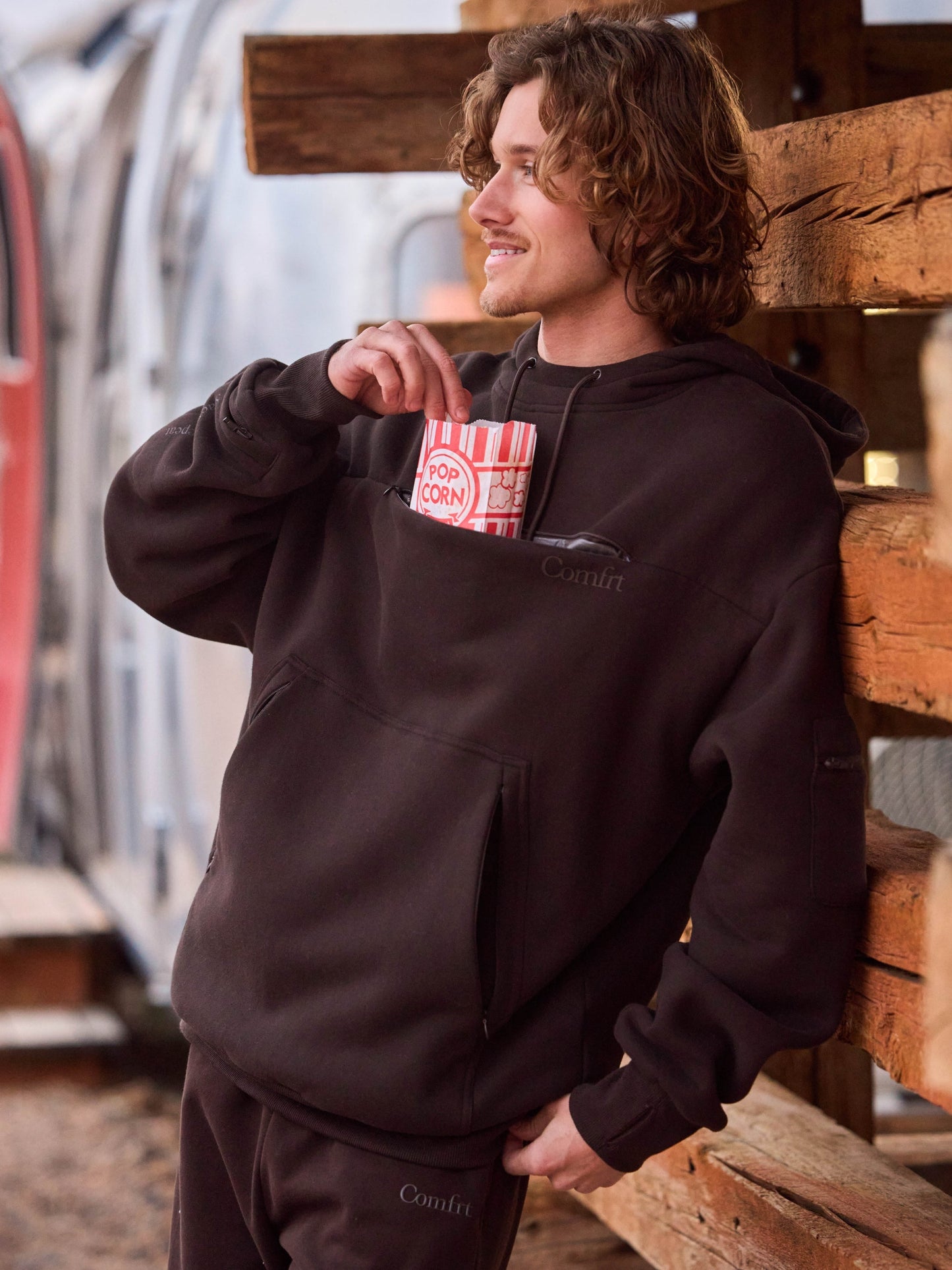 Comfrt Snak™ Hoodie Unisex Heavyweight Fleece mit 6 Snacktaschen