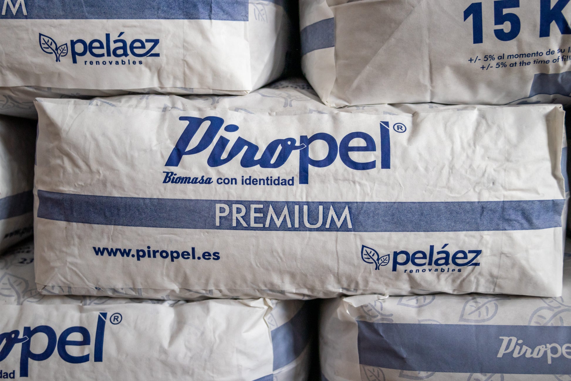 Piropel Premium Hueso de Aceituna Certificado 1050 kg