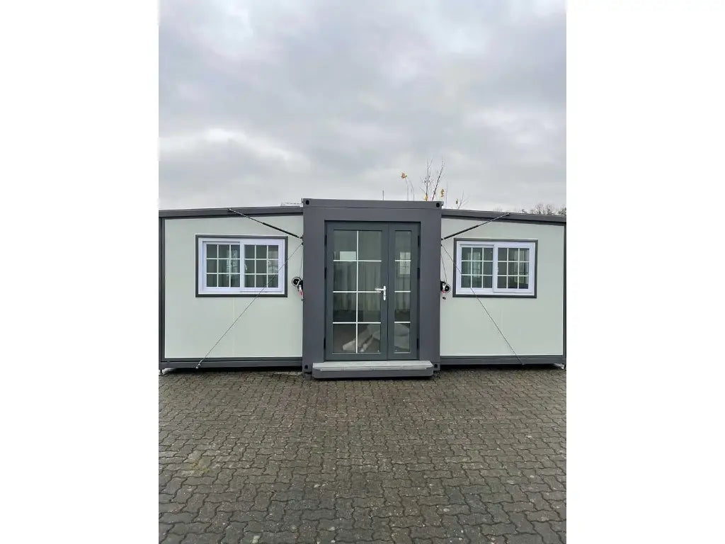 Kompakte Tiny House Basis Fixe 5,80 m × 2,00 m × 2,50 m, mit großer Wohnfläche