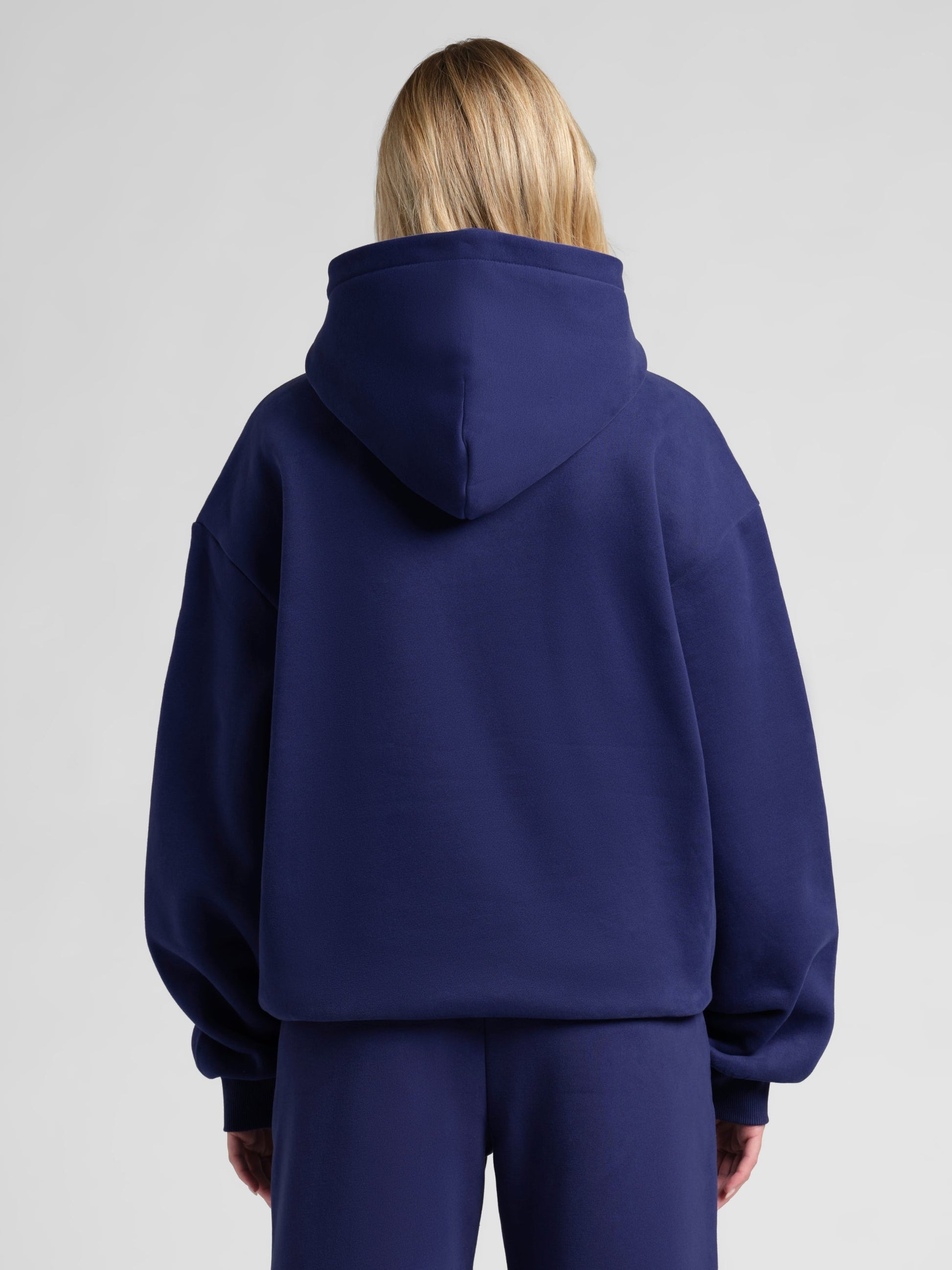 Signature Hoodie Unisex Oversized CloudTouch mit Kapuze und Kängurutasche
