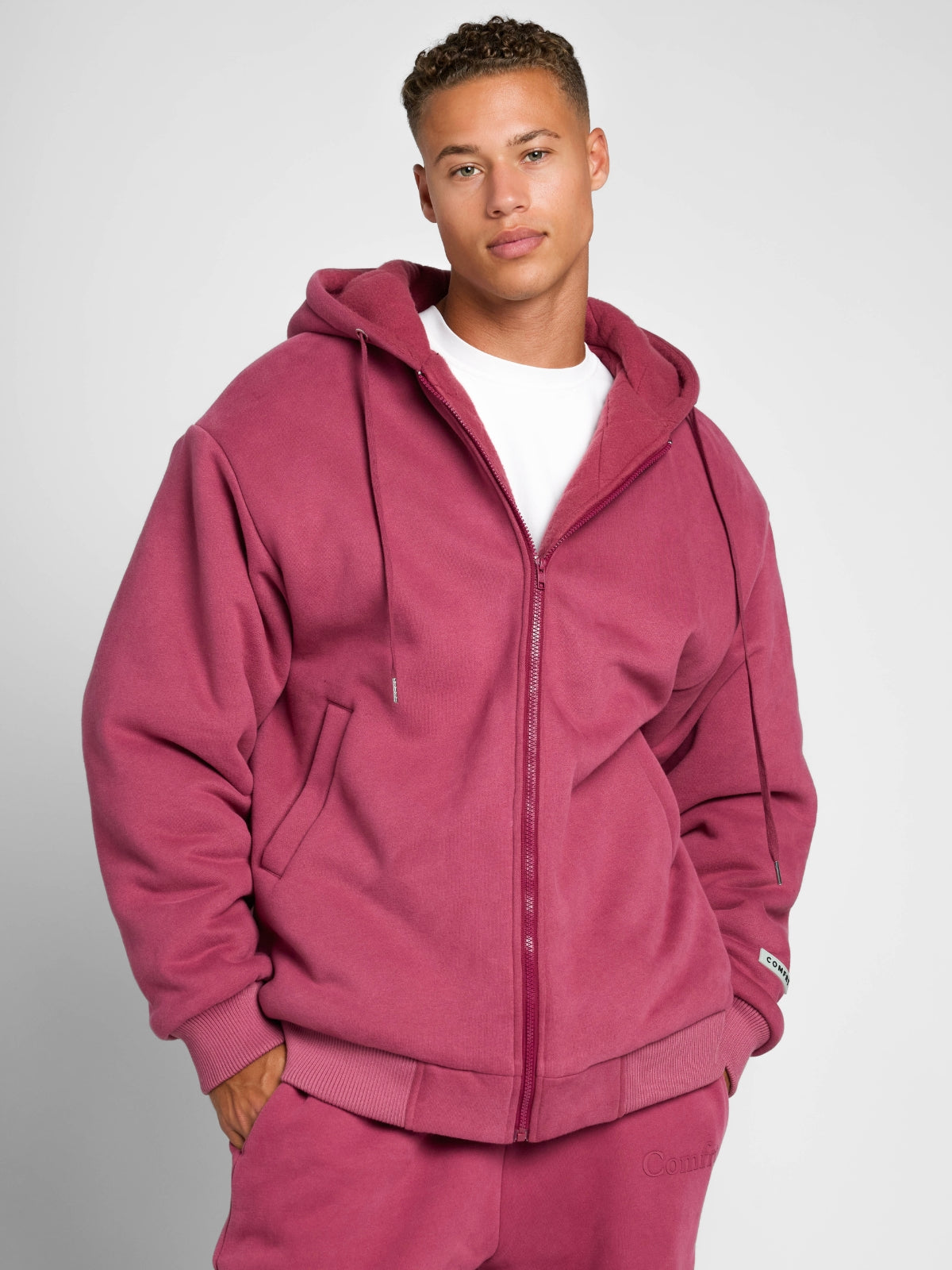 Comfrt Gewichtete Kapuzenjacke