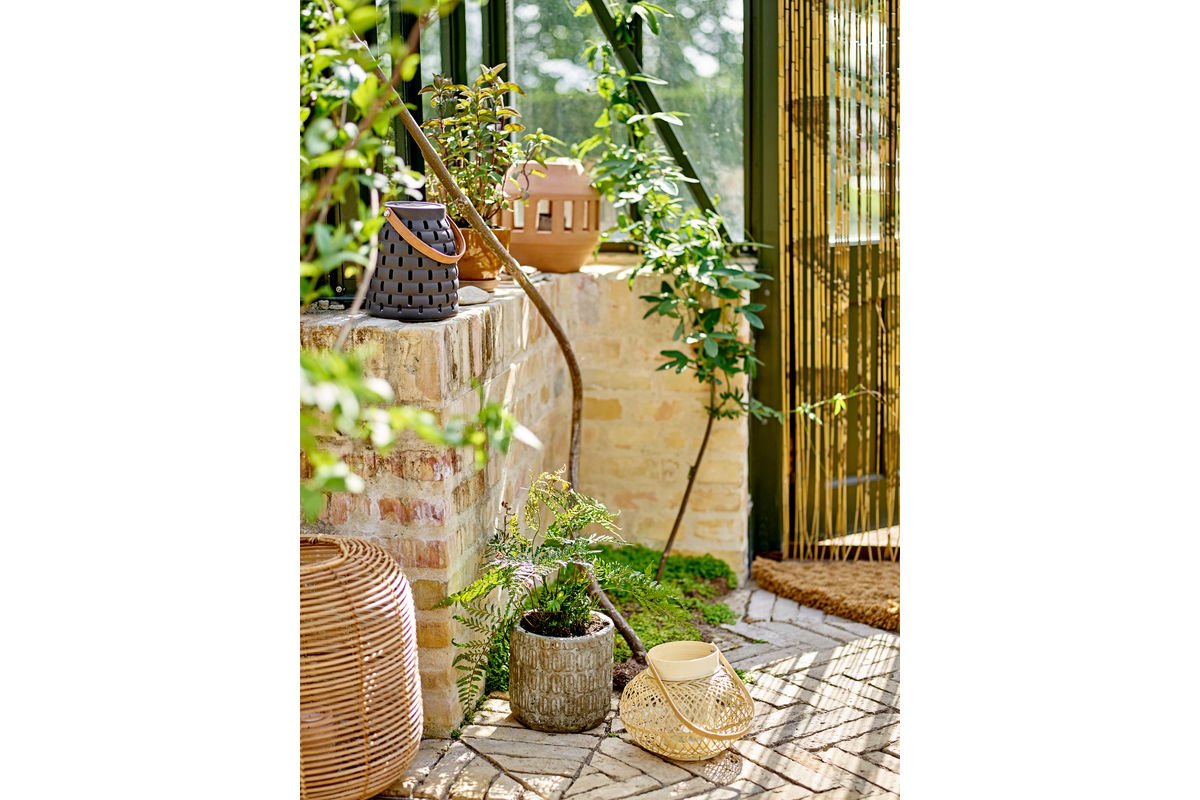 Luxusbetten24 Arvik Dekorationsblumentopf Geprägtes Zementdesign Grau Modern