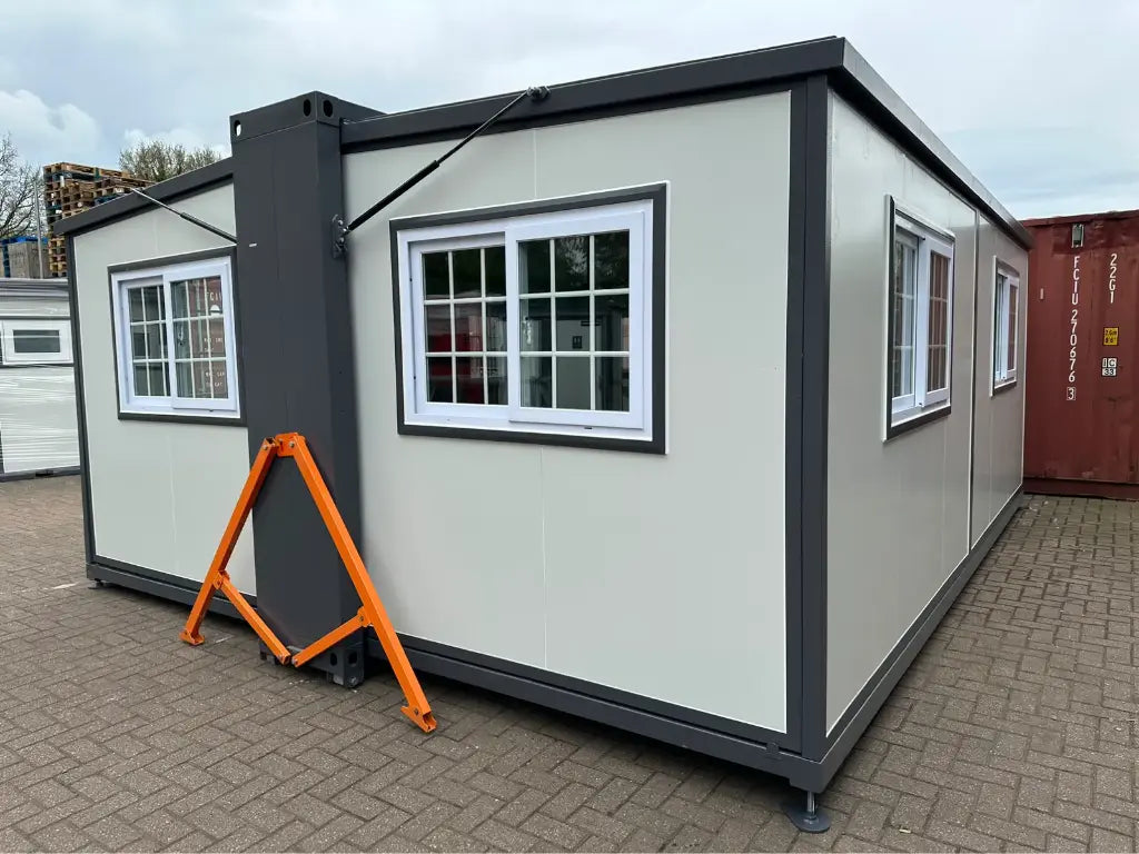Stahlworks 2024 Mobile Wohneinheit Containerhaus 6,5 m³ mit Doppelglasfenstern