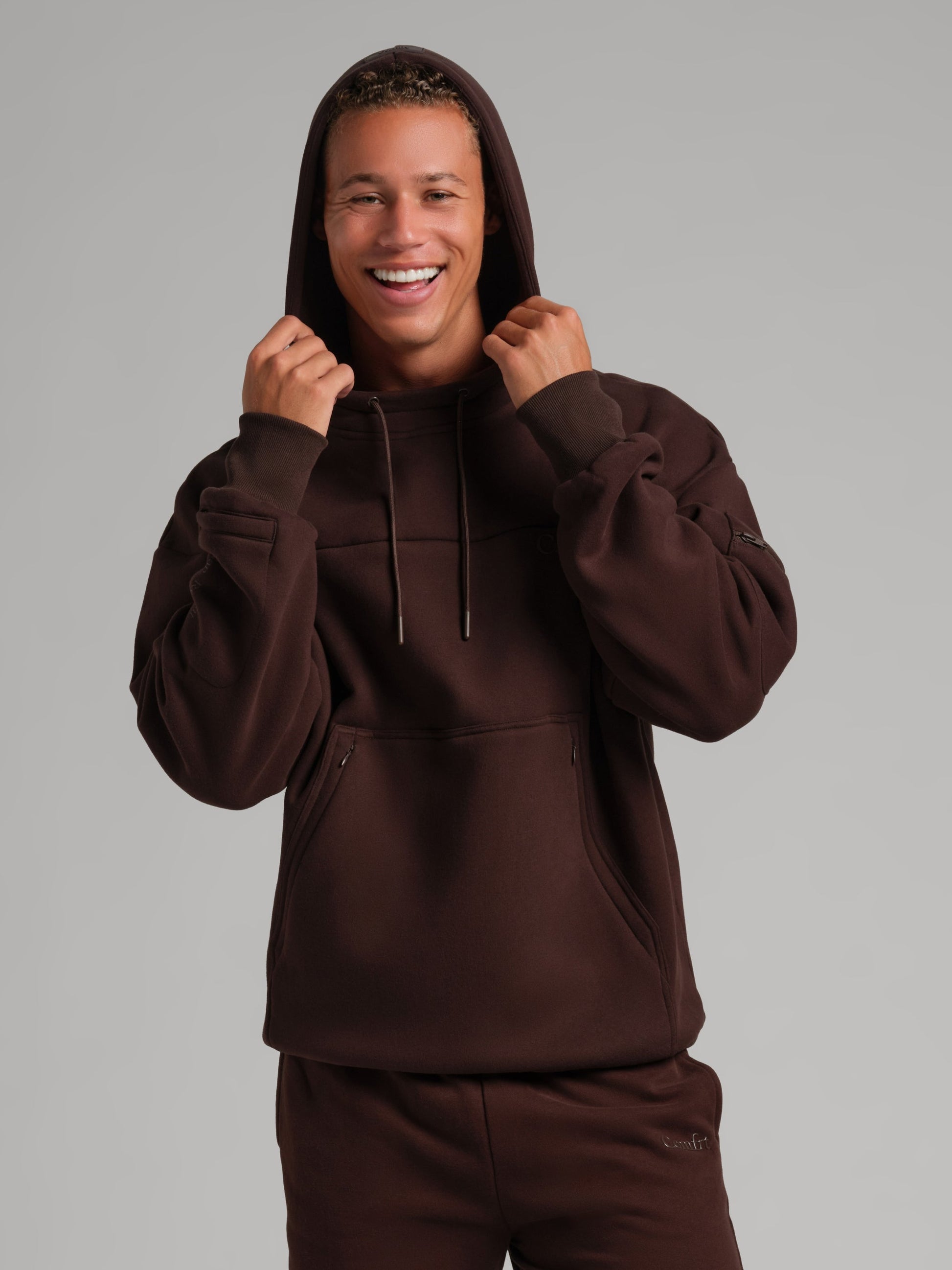 Comfrt Snak™ Hoodie Unisex Heavyweight Fleece mit 6 Snacktaschen