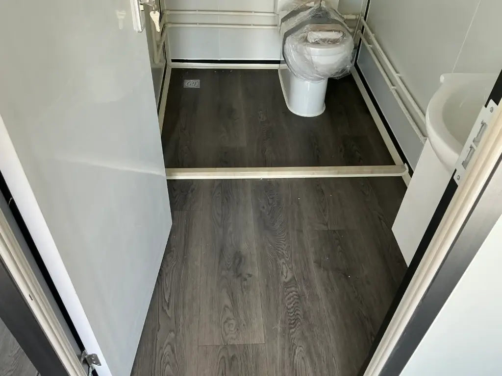Mobilheim Tiny Home mit Badezimmer, isolierte Wände, 5,7 m L