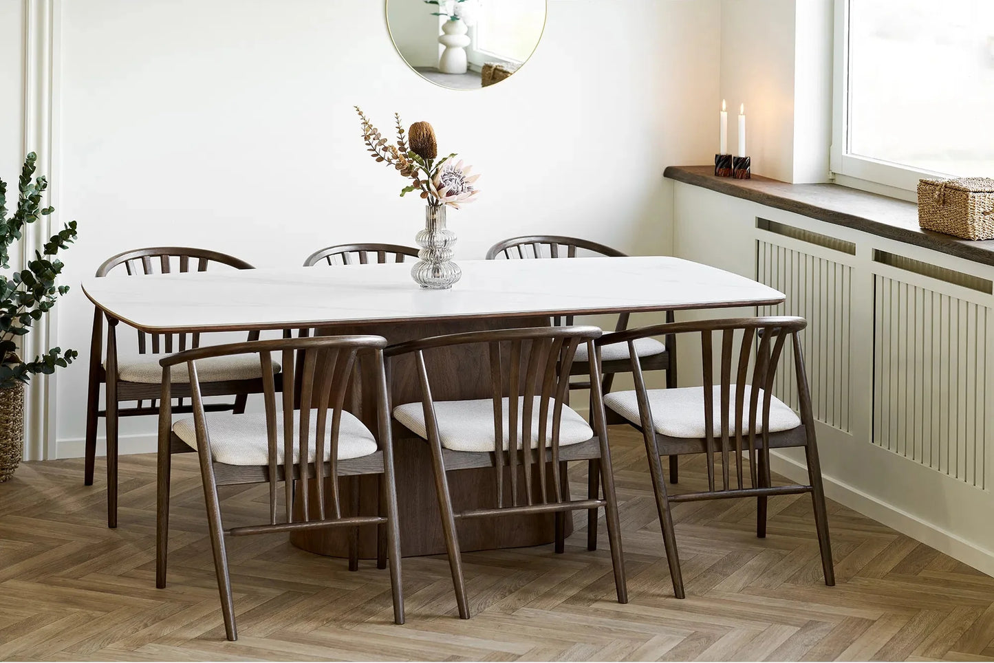 Luxusbetten24 Myrvika Esstisch Steinoptik Dunkel Braun und Heller Stein