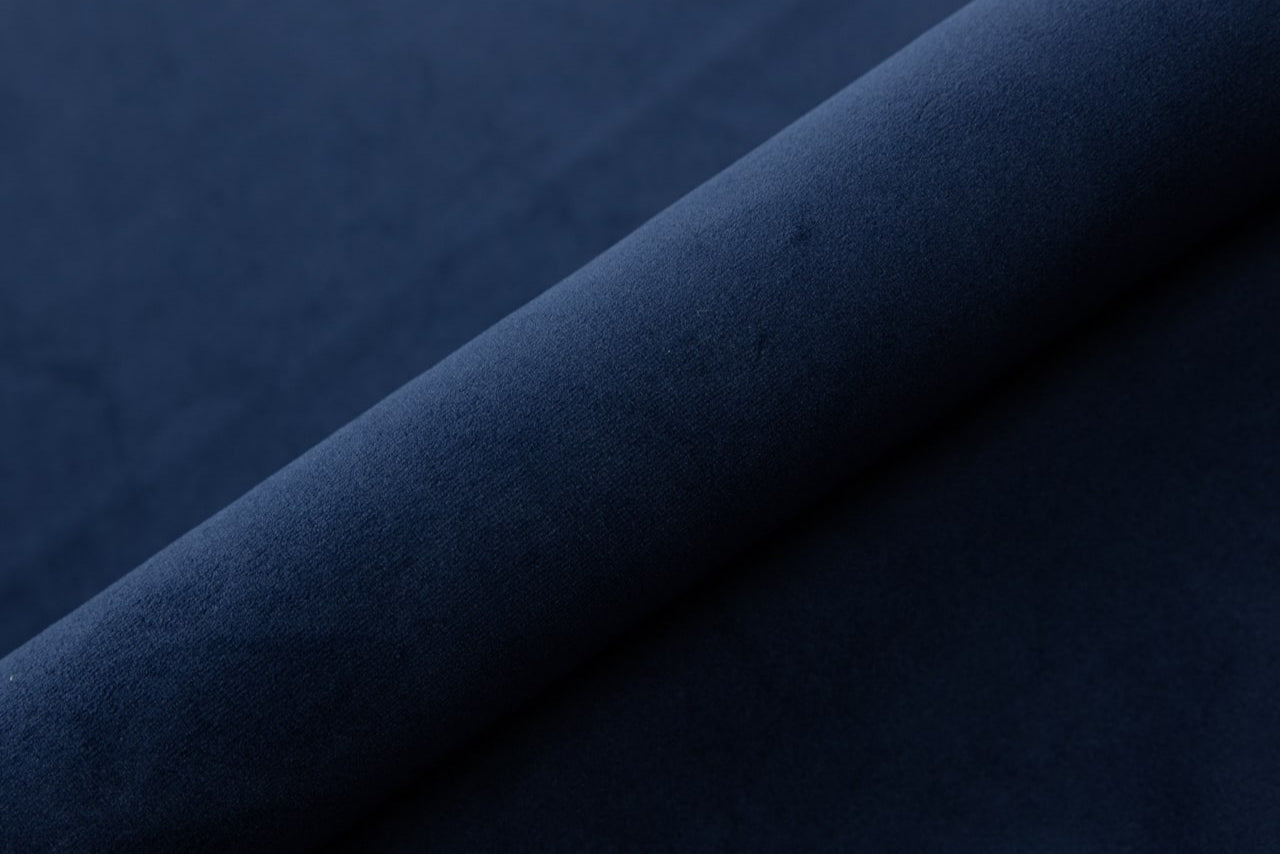 Luxusbetten24 Lunera Designer Polsterbett, Samt mit Stauraum, 200×200 cm, Hellgrau