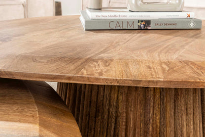 Luxusbetten24 Couchtisch Arenza 2er Set aus Mangoholz Sandfarben