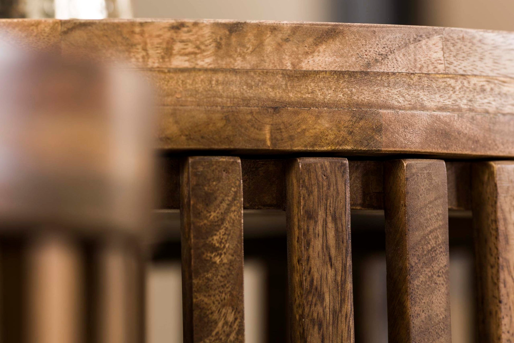 Marula Couchtisch 2er Set aus massivem Mangoholz Sandfarben