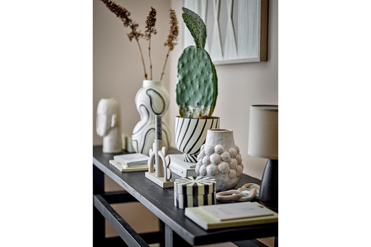 Luxusbetten24 Pickeld Stone Vase, Handgefertigt Beige Steingut Dekorativ