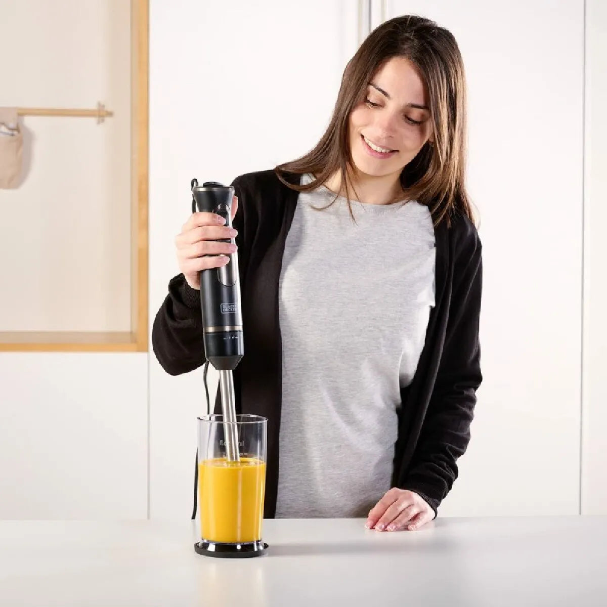Black & Decker BXHBA800E Mezclador De Inmersión 800 W