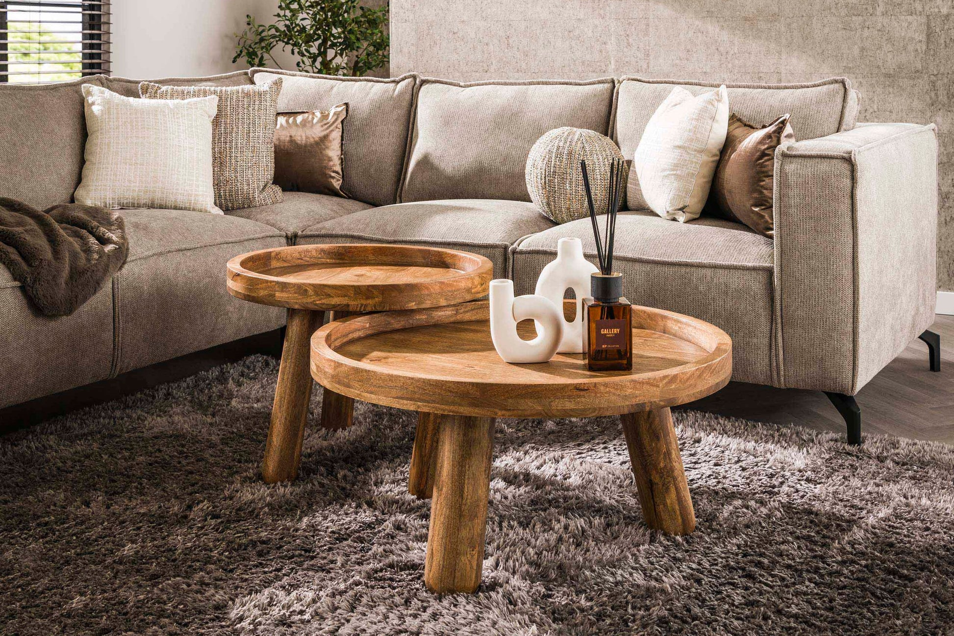 Luxusbetten24 Sundari Couchtisch 2er Set aus nachhaltigem Mangoholz, sandfarben