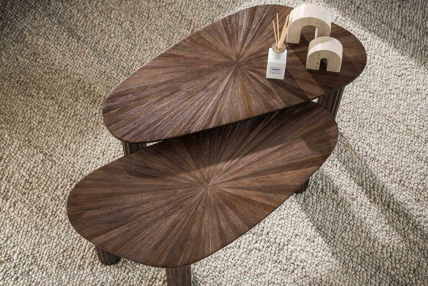 Luxusbetten24 Dunara Couchtisch 2er Set Hochwertiges Teakholz Dunkelbraun