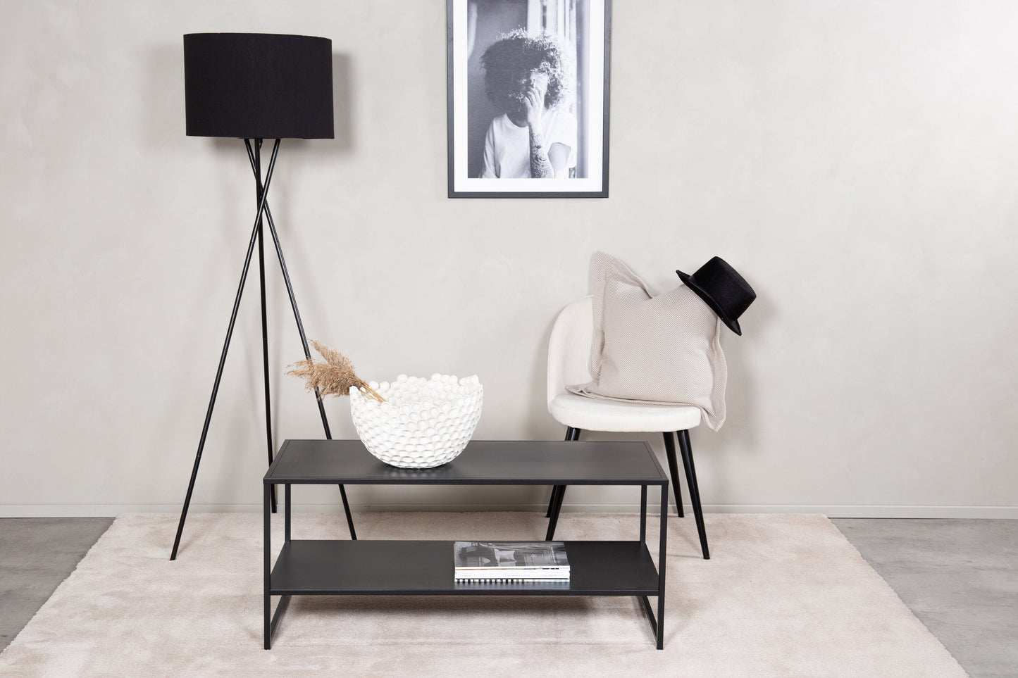 Luxusbetten24 Baar Beistelltisch mit Ablagefläche, Schwarz, Modernes Design