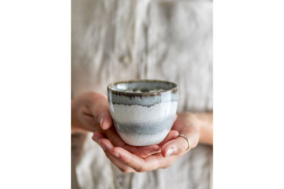 Luxusbetten24 Avelin Tasse Aus Steingut Ohne Henkel, Mehrfarbig