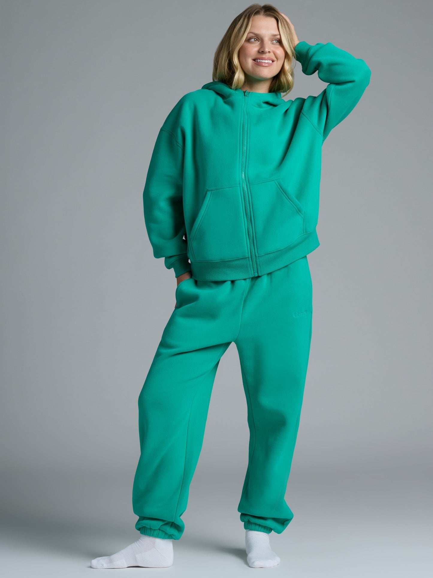Comfrt Basic Crop Zip Hoodie CloudTouch
