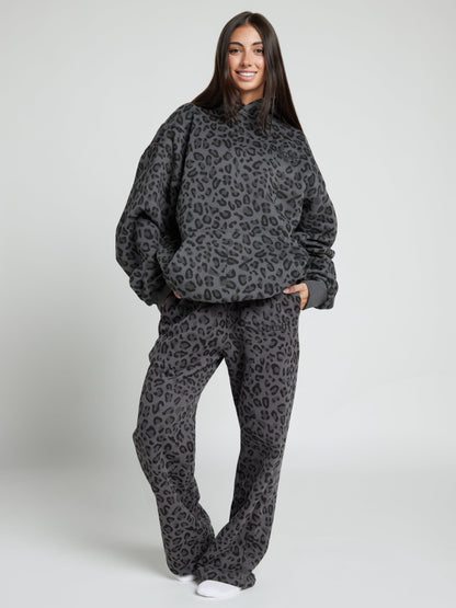 Comfrt Minimalist Hoodie Oversized Super Soft