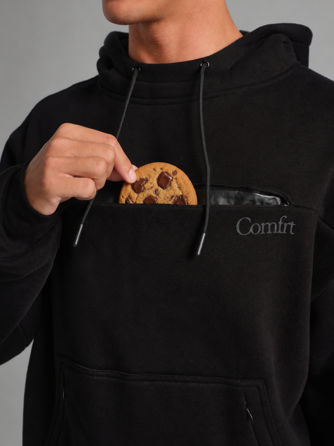 Comfrt Snak™ Hoodie Unisex Heavyweight Fleece mit 6 Snacktaschen