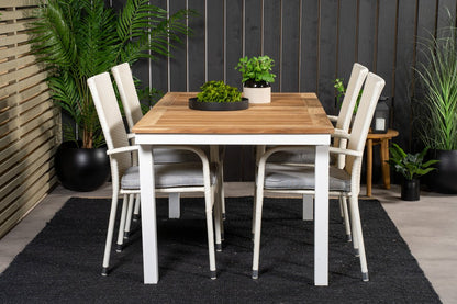 Luxusbetten24 Alwa 2er Set Gartenstuhl Weißes Rattan Outdoor