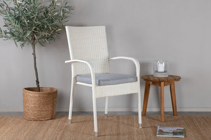 Luxusbetten24 Alwa 2er Set Gartenstuhl Weißes Rattan Outdoor