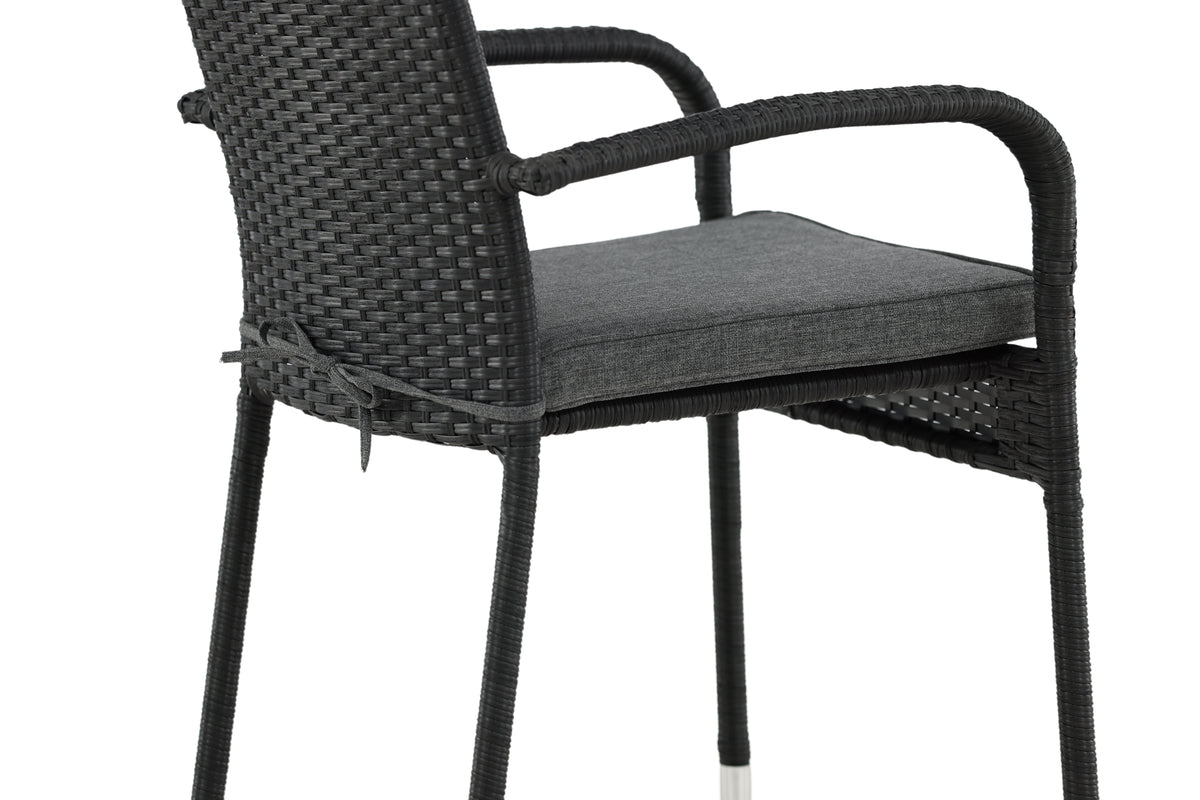 Luxusbetten24 Emma Gartenstuhl aus Rattan – 2‑er‑Set Schwarz für Außen