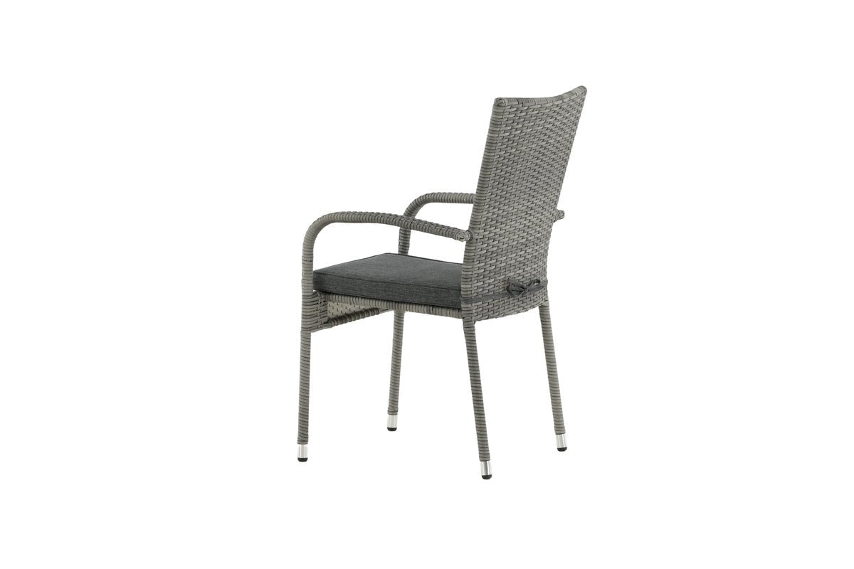 Luxusbetten24 Emma Gartenstuhl aus Rattan – 2‑er‑Set Schwarz für Außen