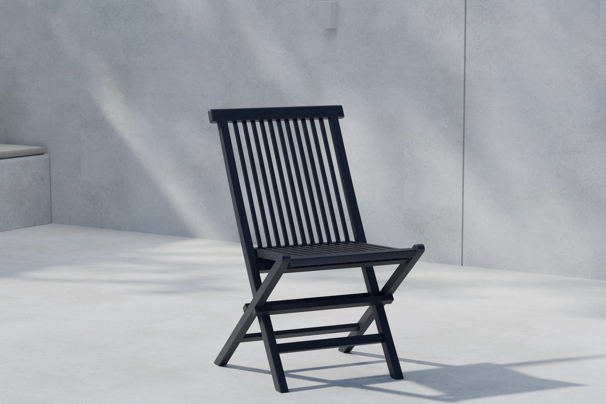 Luxusbetten24 Ravina 2er‑Set Gartenstuhl aus Schwarzem Teakholz, Schwarz