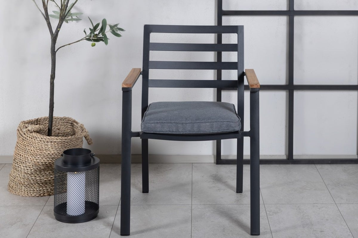 Luxusbetten24 Tala Gartenstuhl-Set, Schwarz, 2er Set mit Kissen