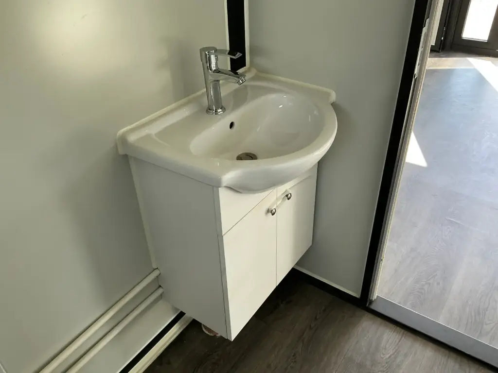 Mobilheim Tiny Home mit Badezimmer, isolierte Wände, 5,7 m L