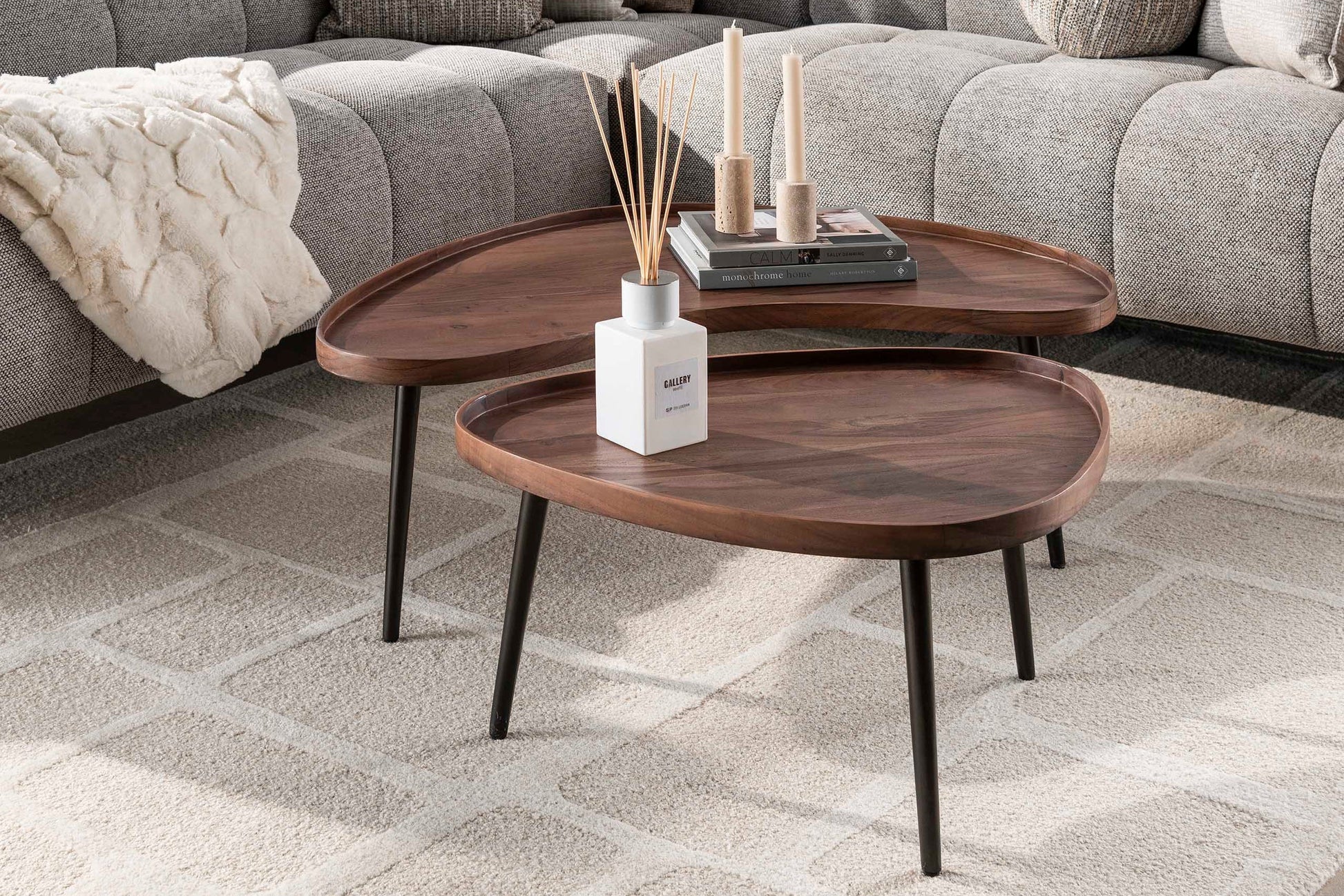 Luxusbetten24 Zamira Couchtisch 2er Set aus Akazienholz, Dunkelbraun