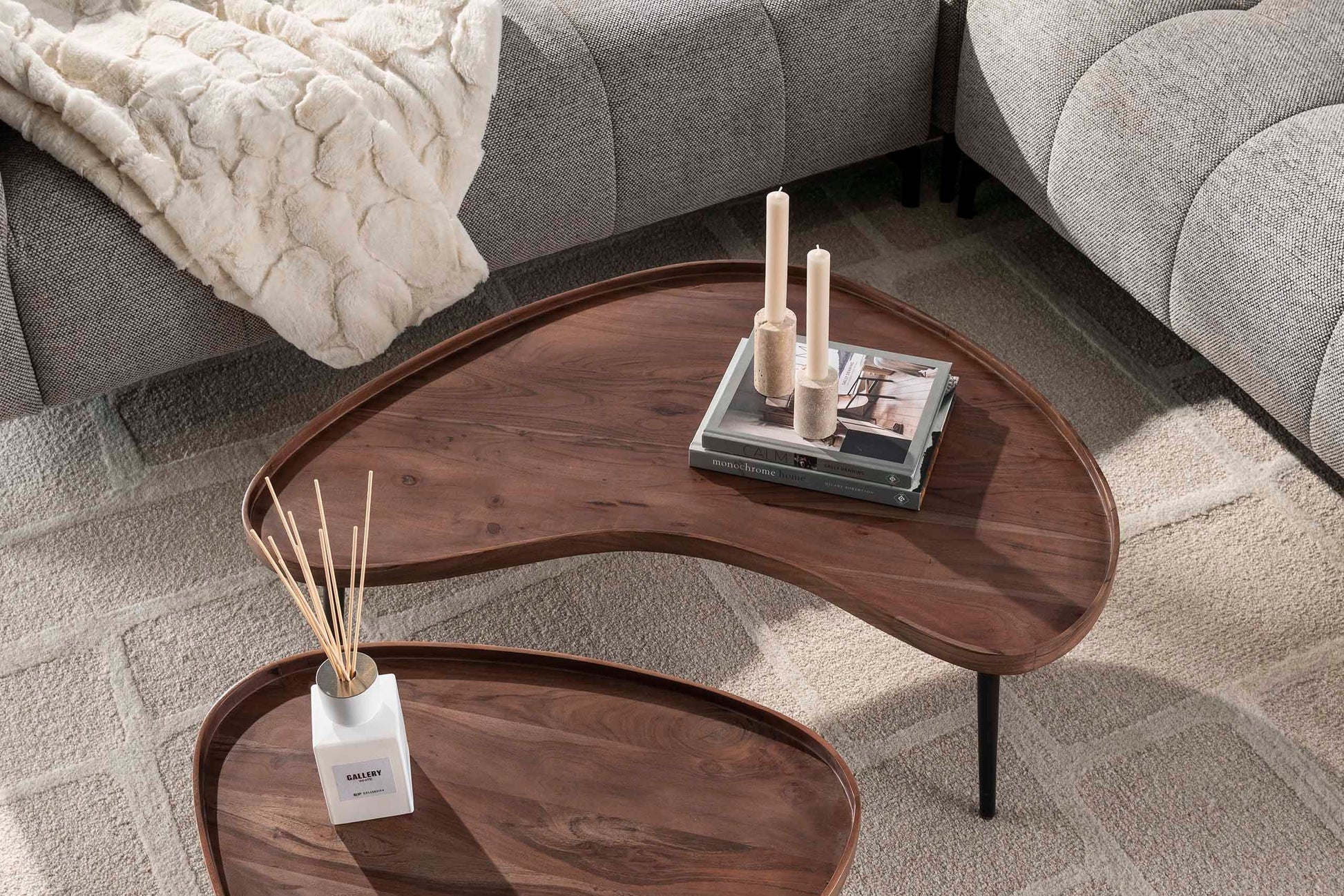 Luxusbetten24 Zamira Couchtisch 2er Set aus Akazienholz, Dunkelbraun