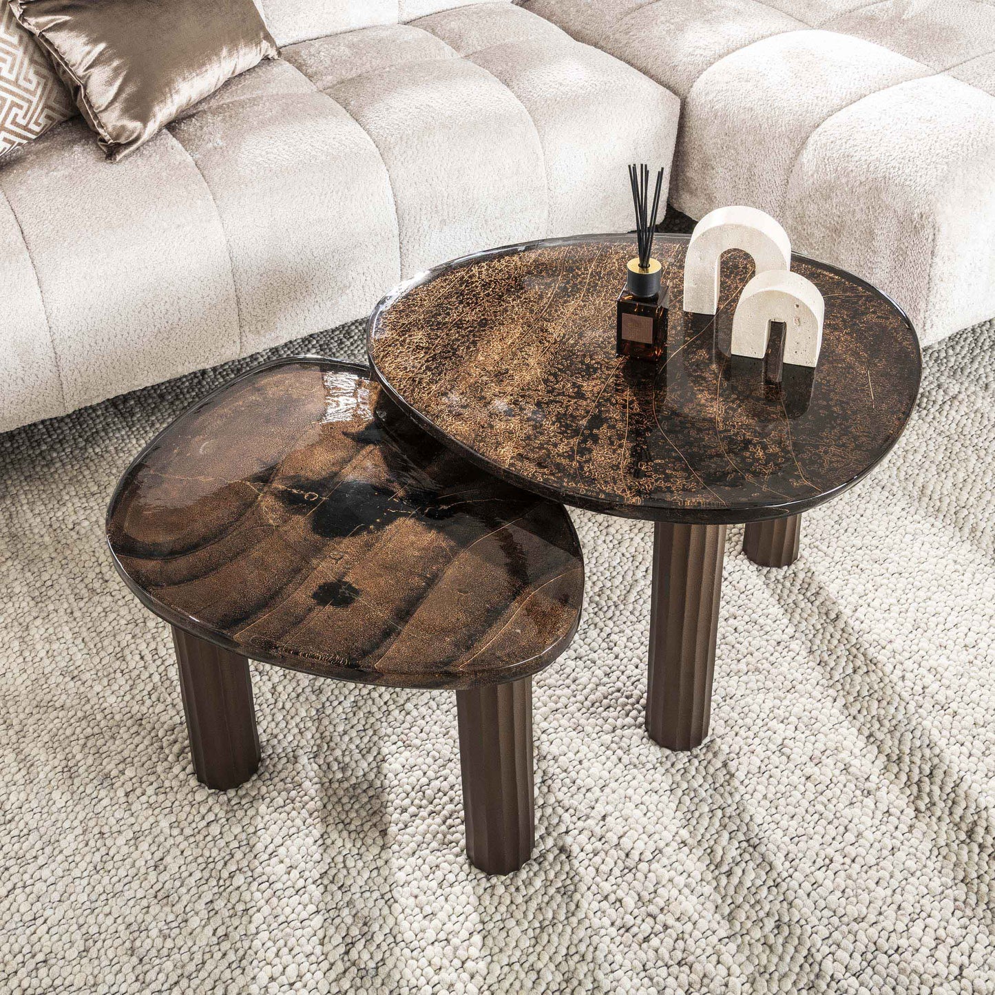 Luxusbetten24 Elysium Couchtisch L mit Gussglas in Antikkupfer