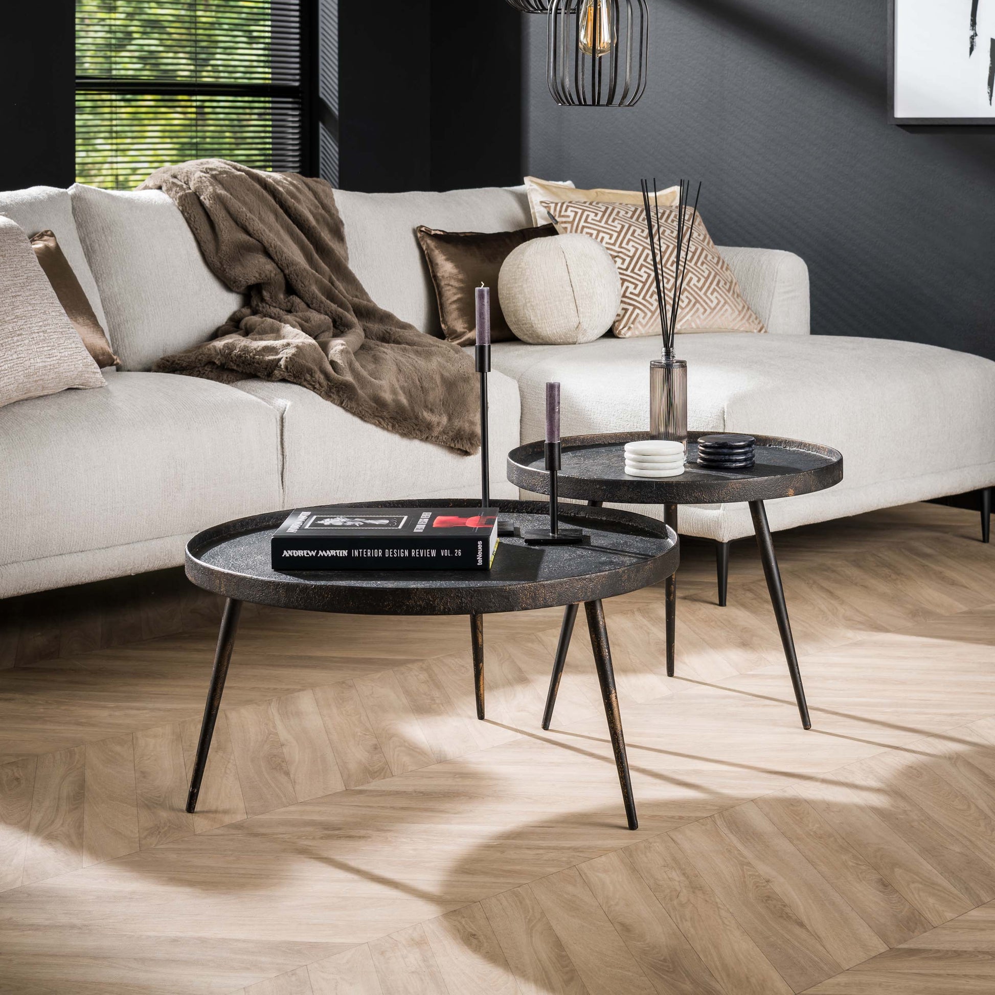 Couchtisch Chrysos 2er Set In Grau Metallic Mit Erhöhtem Rand