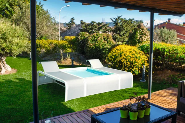 Contenedores Ejido GRE Piscina Mariposa con Tumbonas Bianco
