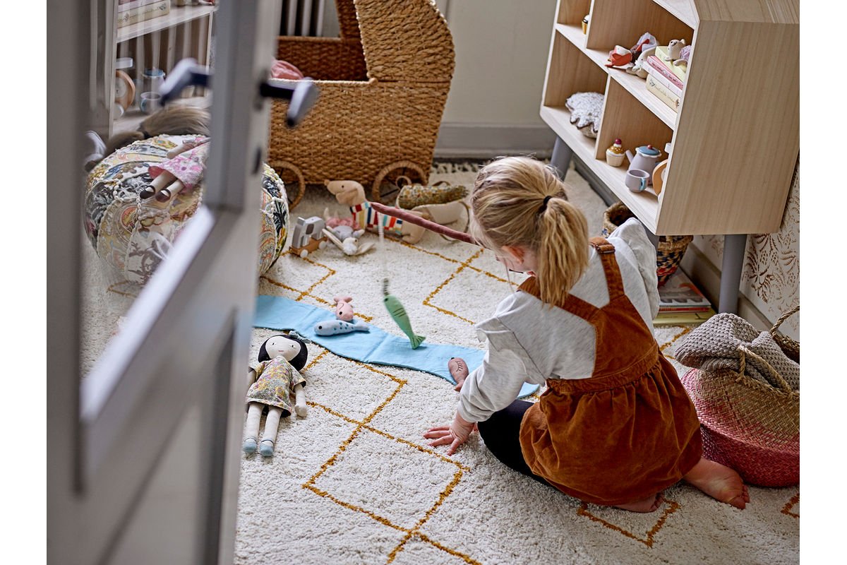 Luxusbetten24 Plüschtier Pero Kuscheltier mit Tragetasche für Kinder