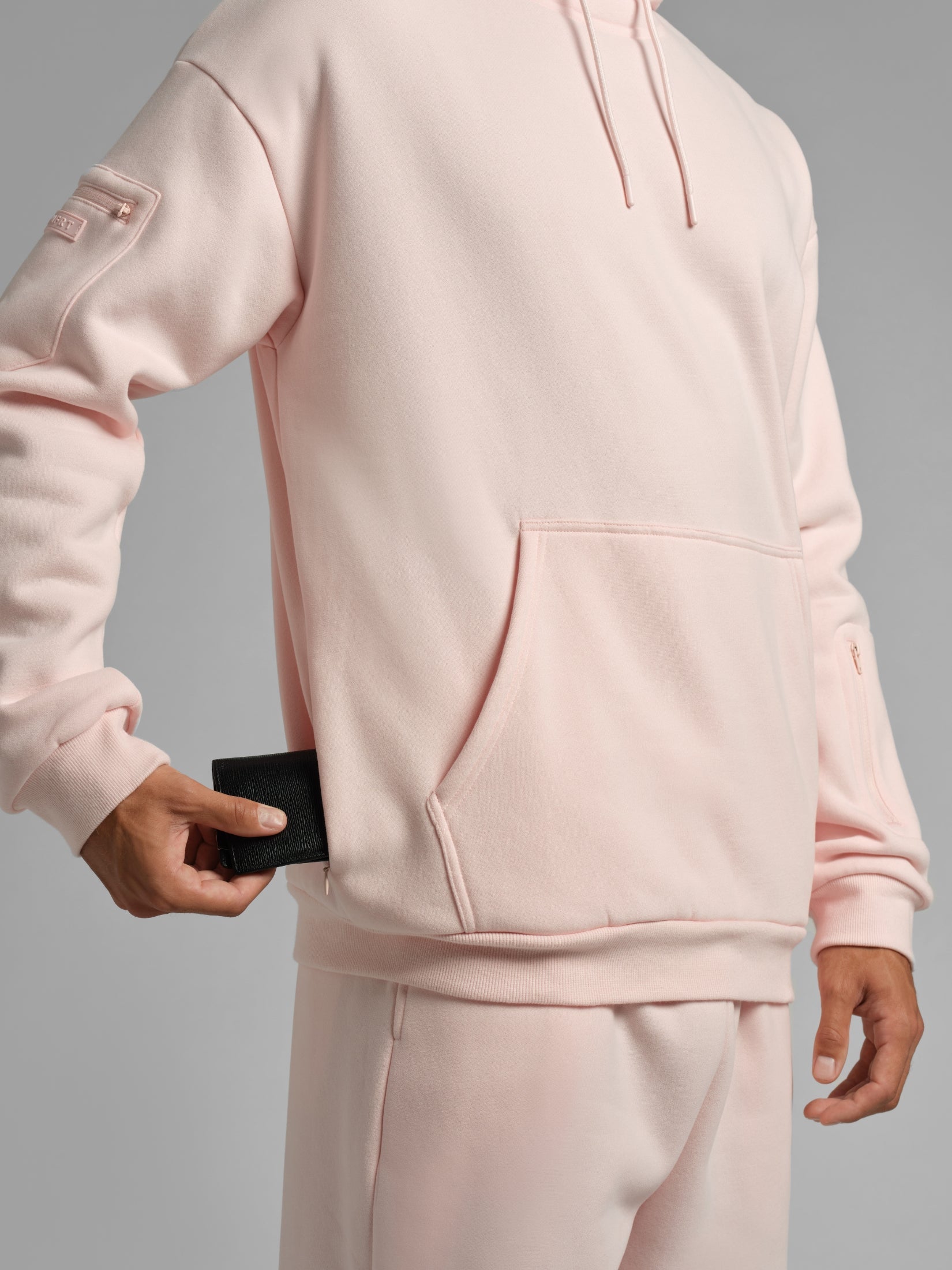 Comfrt Airplane Mode Travel Hoodie mit integrierter Augenmaske