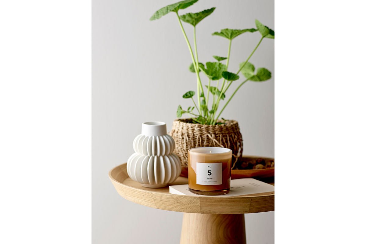 Nordia Weiß Vase aus Steingut Handgefertigt Elegant