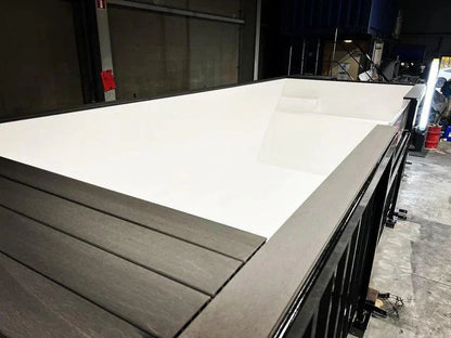 MBH Container 6 m Schwarz Pool mit Alkorplan Membran, LED‑Beleuchtung