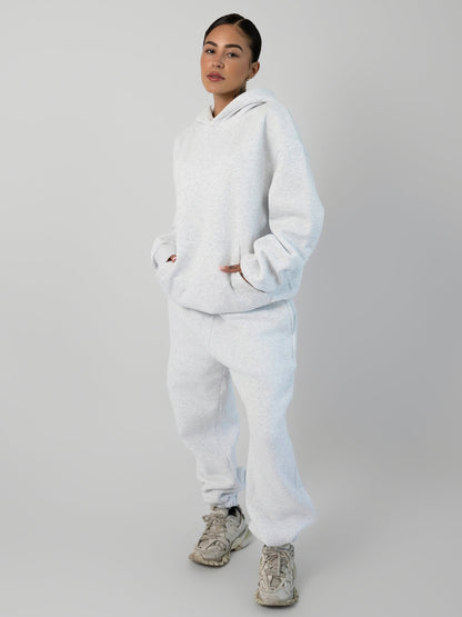 Signature Hoodie Unisex Oversized CloudTouch mit Kapuze und Kängurutasche