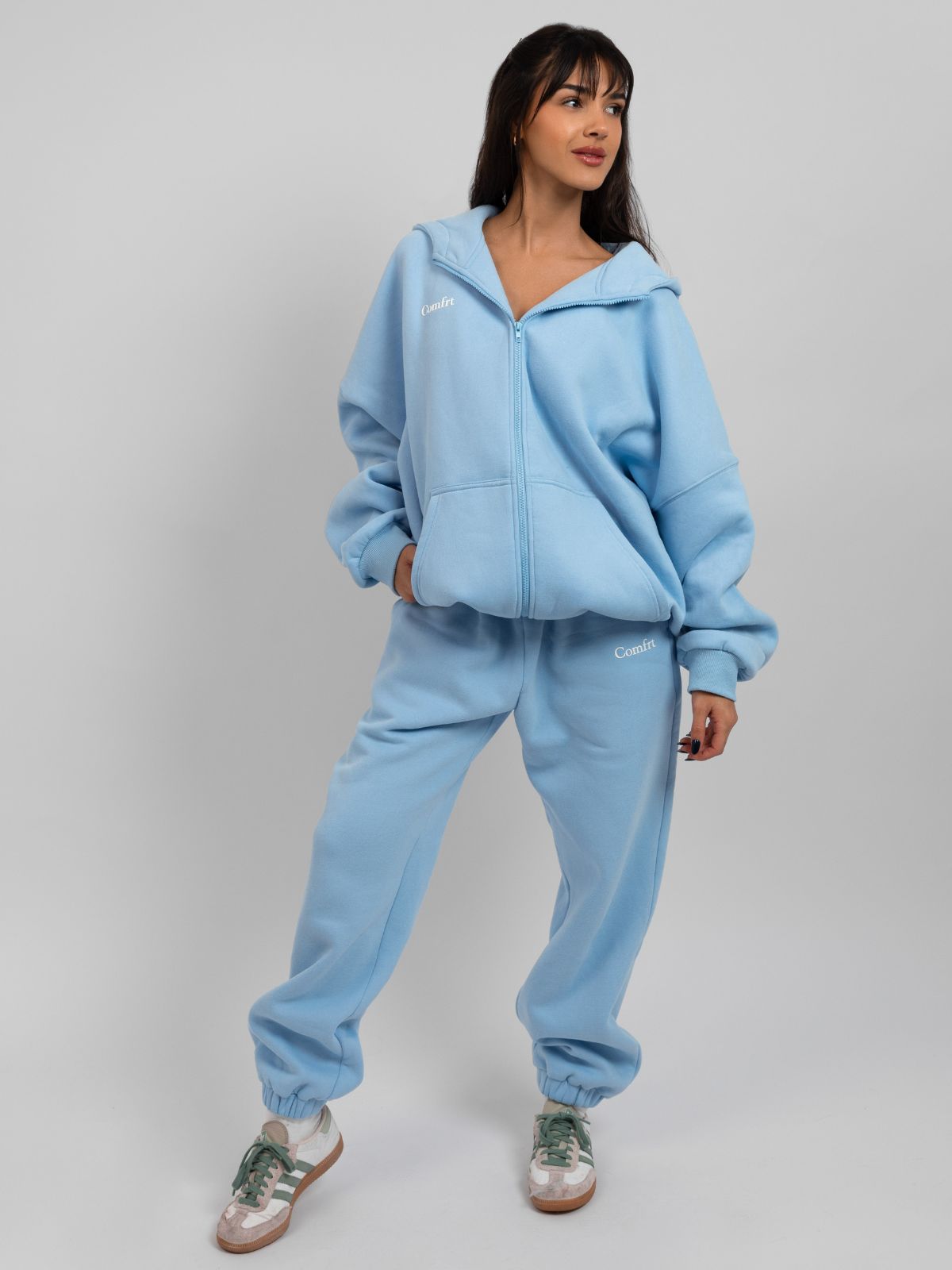 Comfrt Cloud Zip Oversized Hoodie