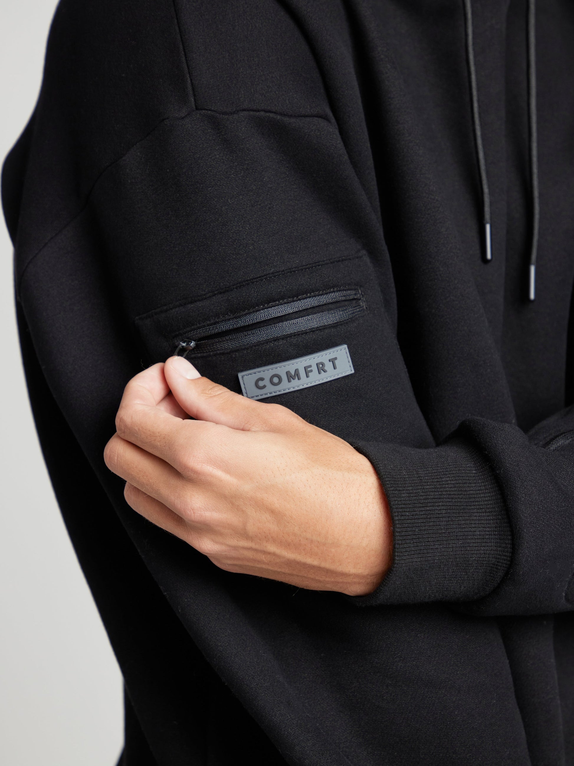 Comfrt Airplane Mode Travel Hoodie mit integrierter Augenmaske